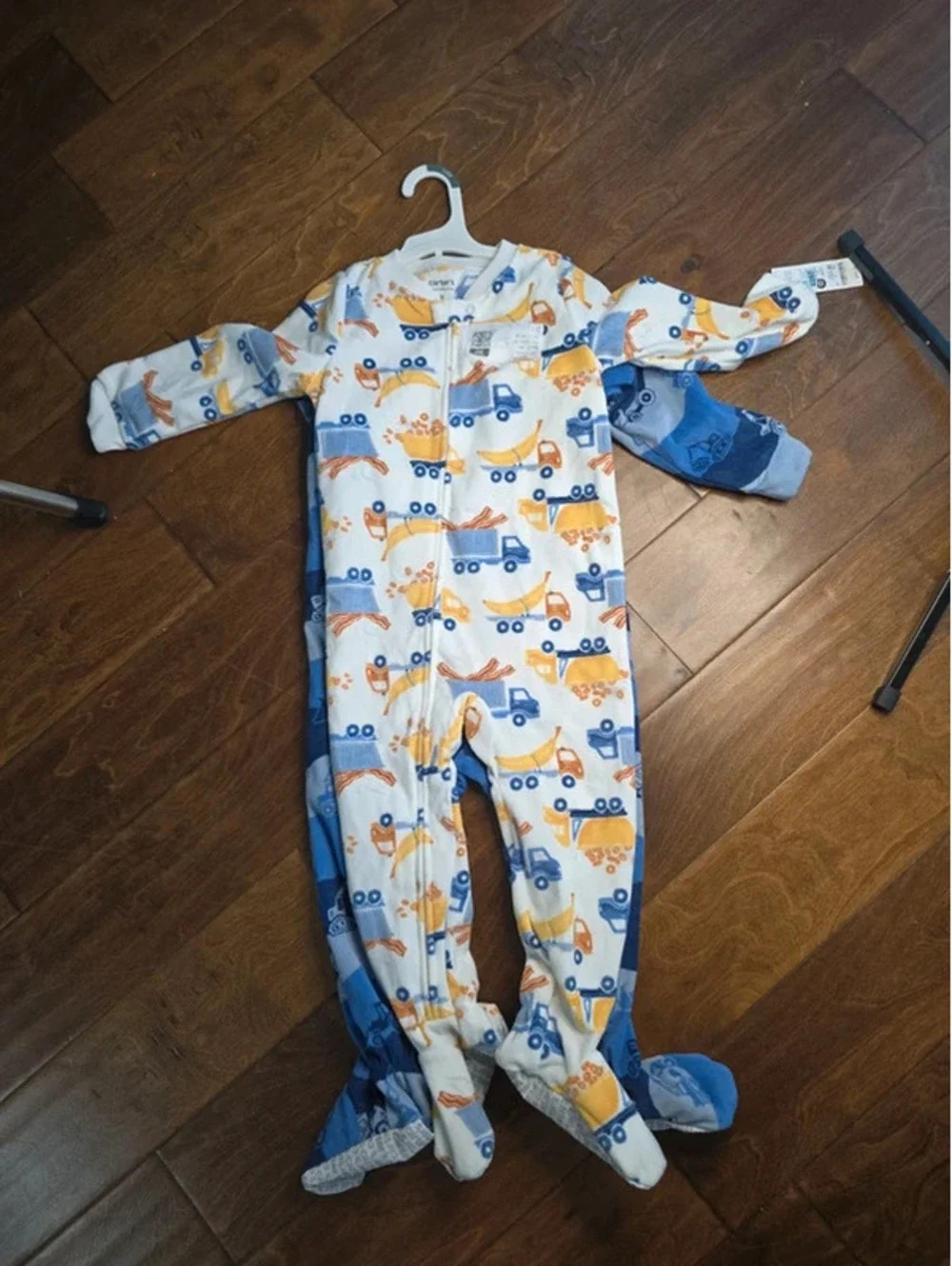 3t brand new fleece pajamas from target item 267G7